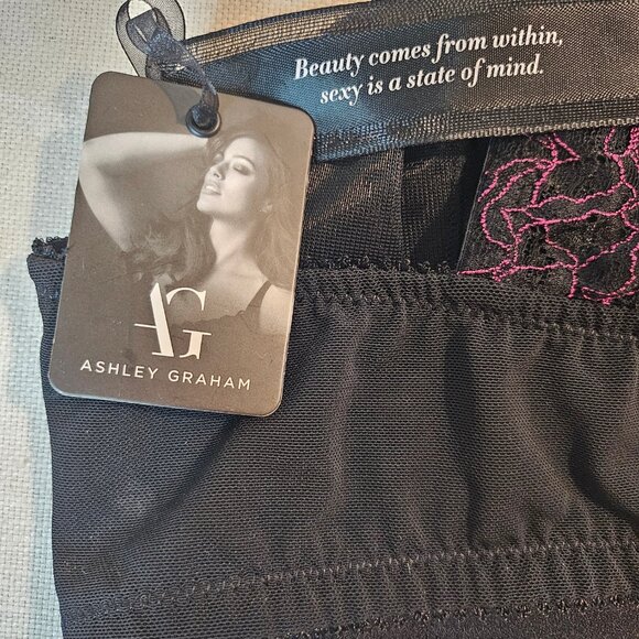 Ashley Graham Black & Purple Lace Bra - Size 38C - Picture 4 of 7